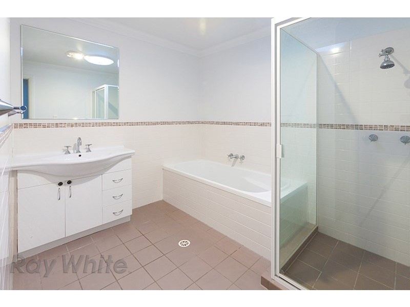 158 Lakeside Avenue, Springfield Lakes QLD 4300