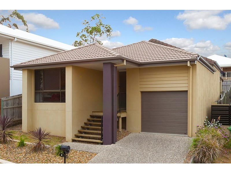 5 Driftwood Place, Springfield Lakes QLD 4300