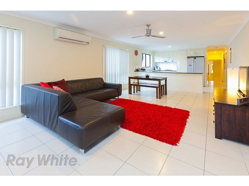 5 Driftwood Place, Springfield Lakes QLD 4300