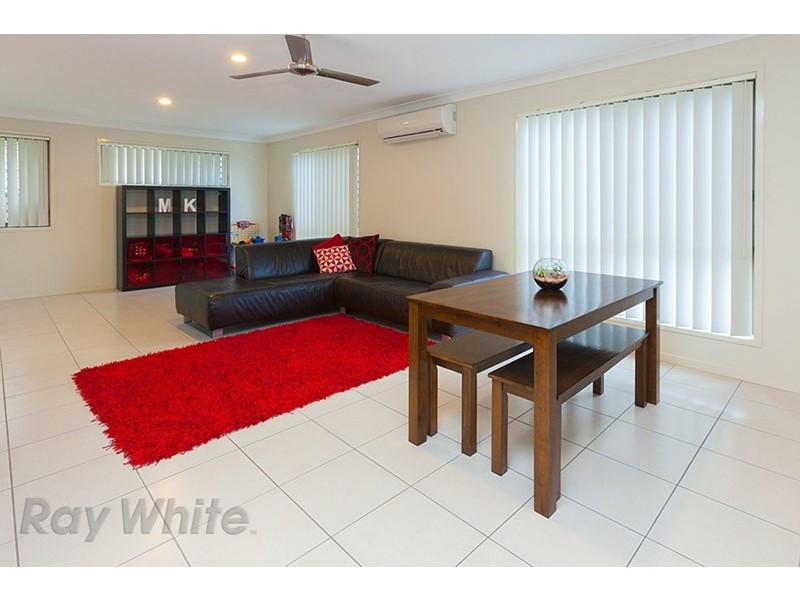 5 Driftwood Place, Springfield Lakes QLD 4300