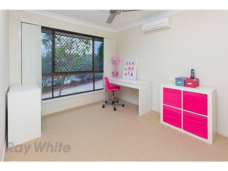 5 Driftwood Place, Springfield Lakes QLD 4300