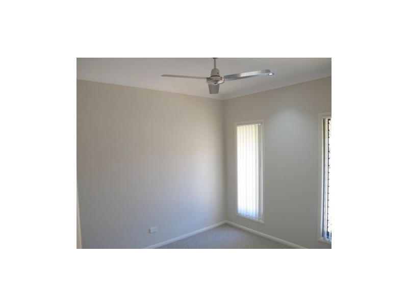 17 Hyssop Place, Springfield Lakes QLD 4300