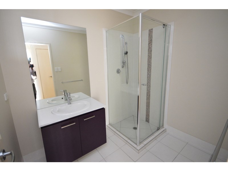 11 Riverside Crescent, Springfield Lakes QLD 4300