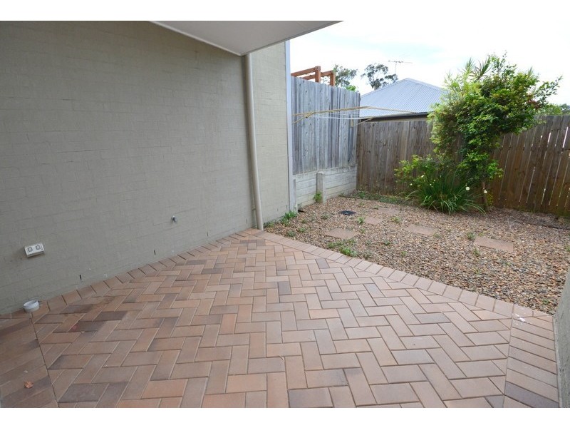 11 Riverside Crescent, Springfield Lakes QLD 4300