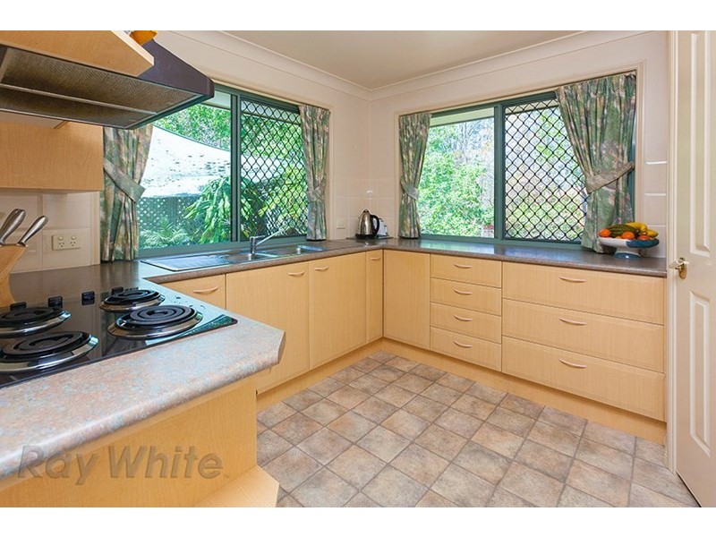 70 Fiona Street, Bellbird Park QLD 4300