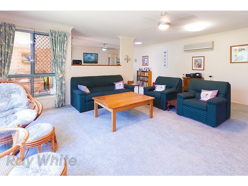 70 Fiona Street, Bellbird Park QLD 4300
