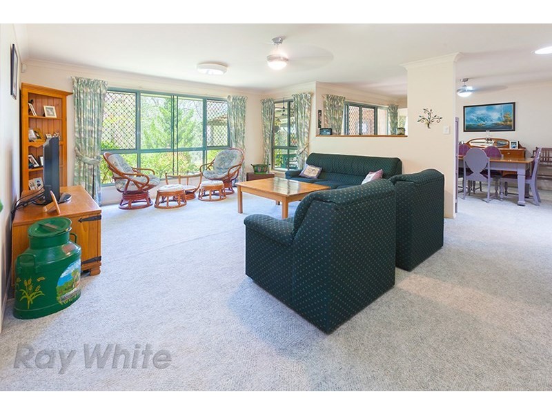 70 Fiona Street, Bellbird Park QLD 4300