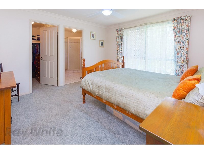 70 Fiona Street, Bellbird Park QLD 4300