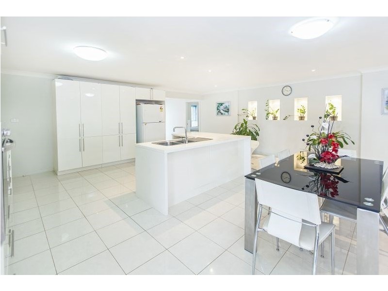 3 Greenview Court, Springfield QLD 4300