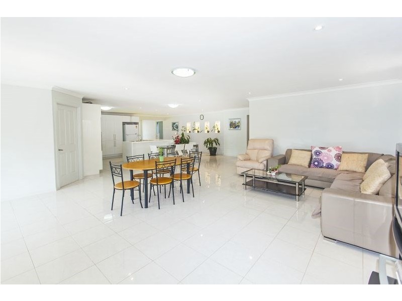 3 Greenview Court, Springfield QLD 4300