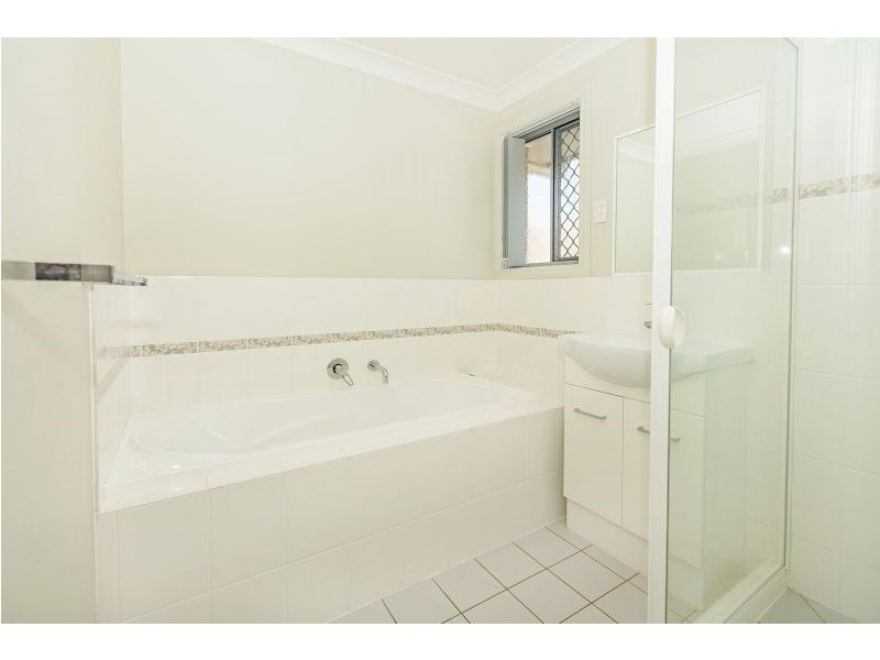 3 Greenview Court, Springfield QLD 4300