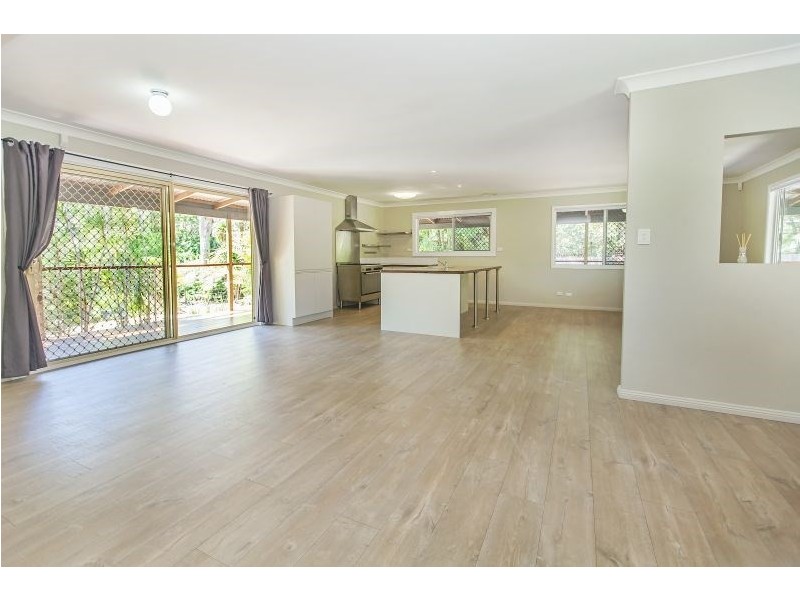 18 Dale Road, Camira QLD 4300