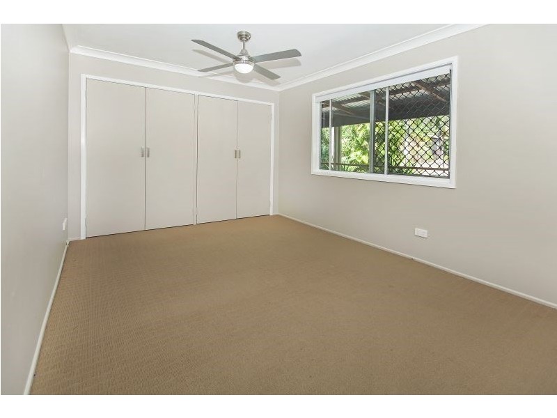 18 Dale Road, Camira QLD 4300