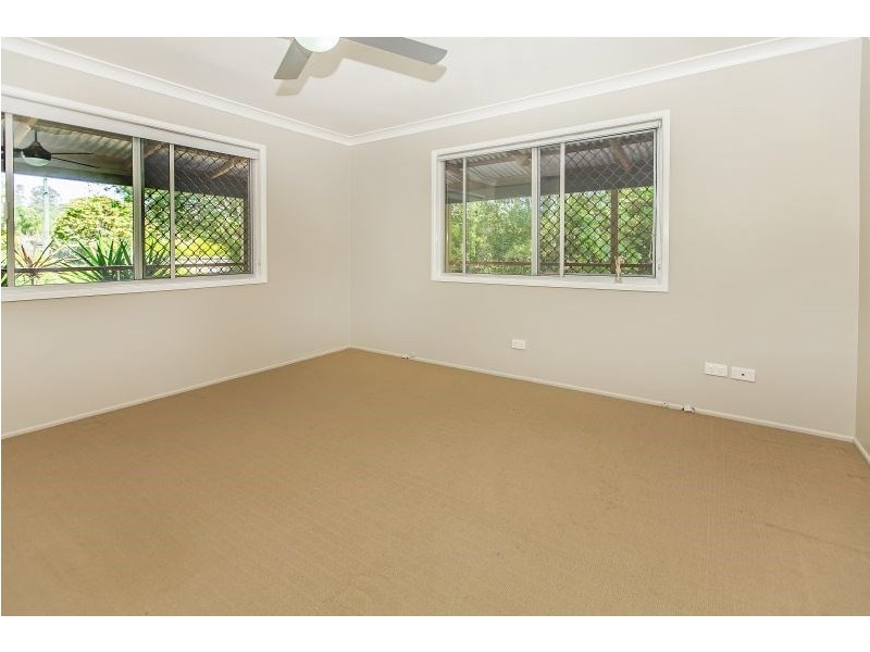 18 Dale Road, Camira QLD 4300