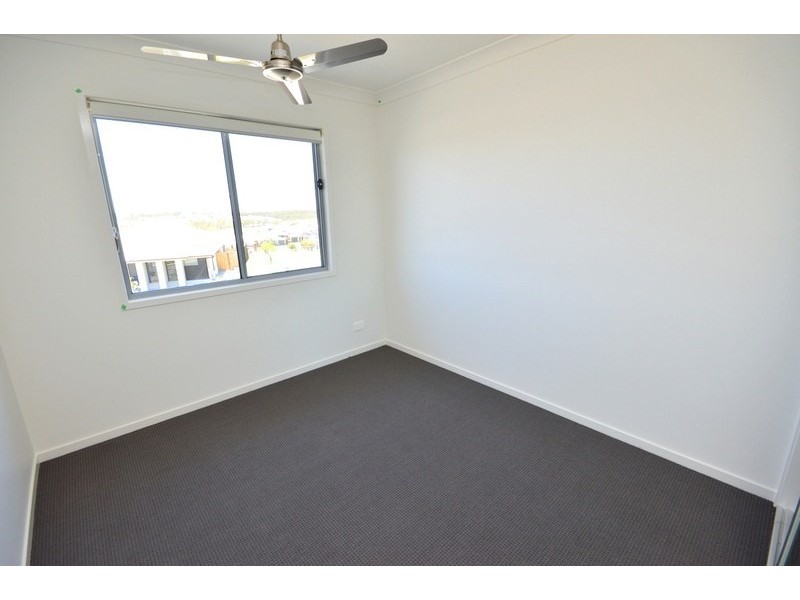 26 Mcgregor Place, Springfield Lakes QLD 4300