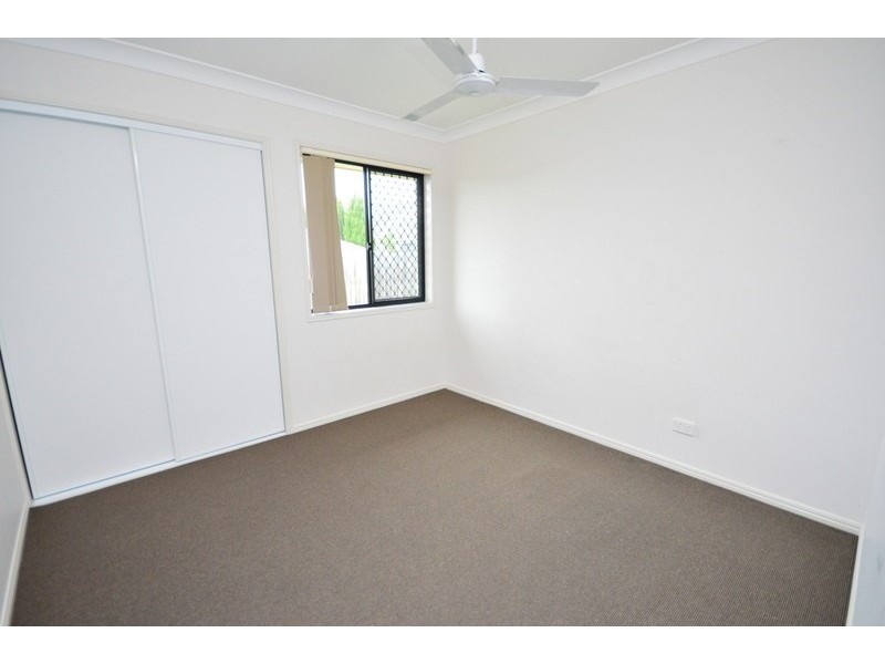 11 Den Otter Drive, Bellbird Park QLD 4300