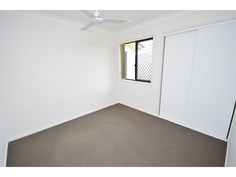 11 Den Otter Drive, Bellbird Park QLD 4300
