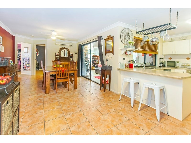 6 Sunview Road, Springfield QLD 4300