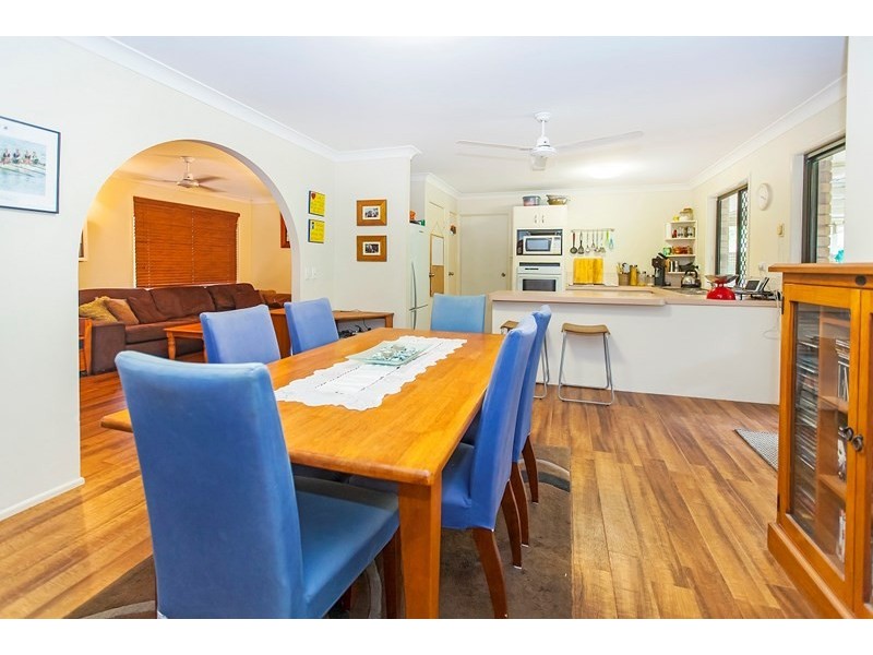 1 Rosa Court, Camira QLD 4300