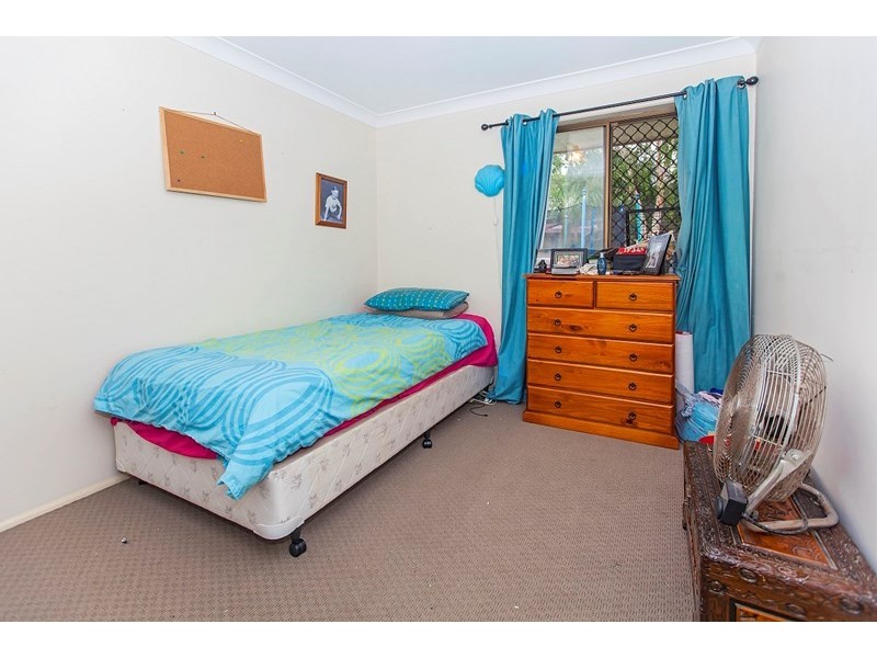 1 Rosa Court, Camira QLD 4300