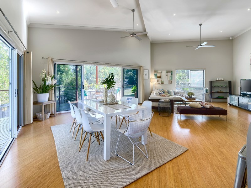 12 Bellevue Place, Springfield Lakes QLD 4300