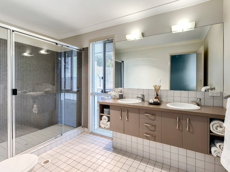 12 Bellevue Place, Springfield Lakes QLD 4300