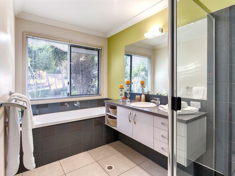 12 Bellevue Place, Springfield Lakes QLD 4300