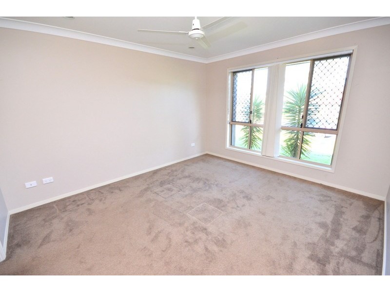 33 Dillon Avenue, Augustine Heights QLD 4300