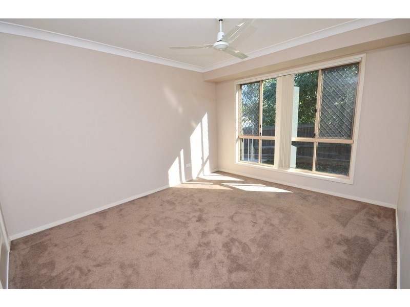 33 Dillon Avenue, Augustine Heights QLD 4300