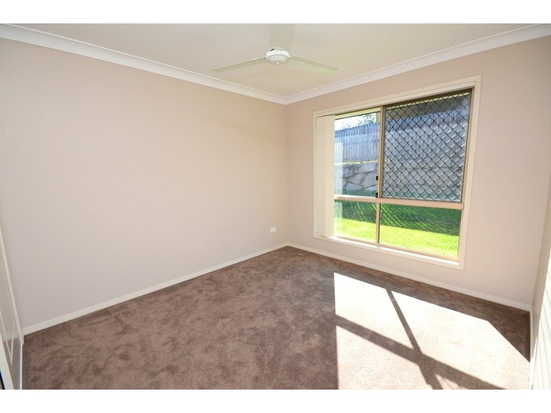 33 Dillon Avenue, Augustine Heights QLD 4300