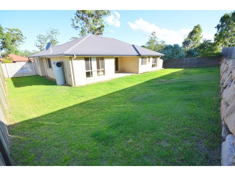 33 Dillon Avenue, Augustine Heights QLD 4300