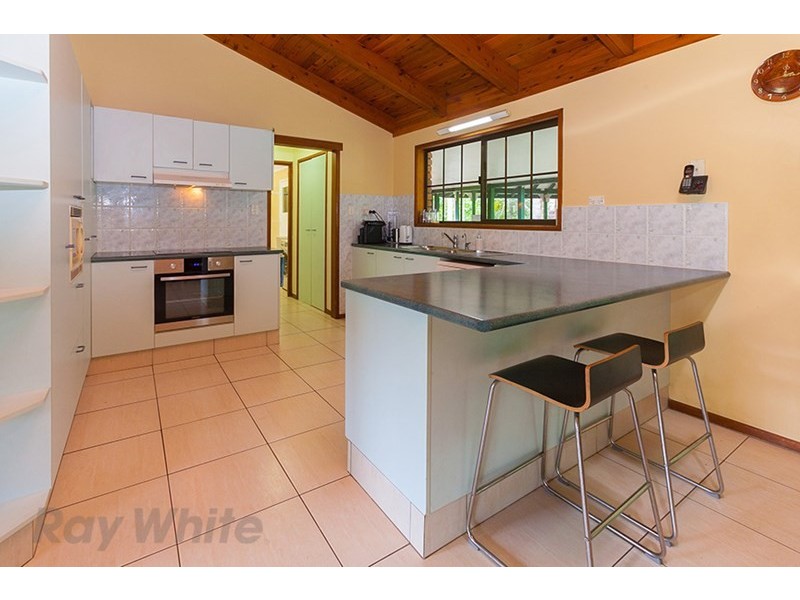 5 Hilton Drive, Camira QLD 4300