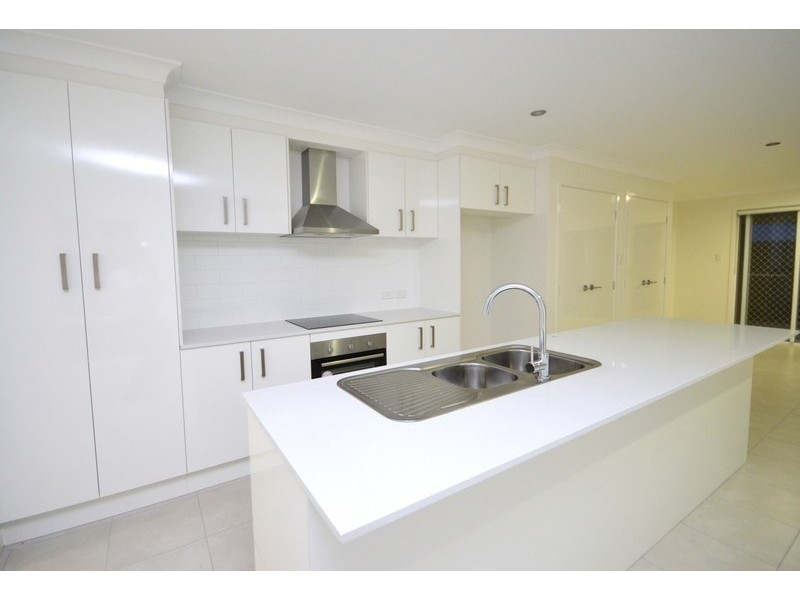 10A Folkes Close, Bellbird Park QLD 4300