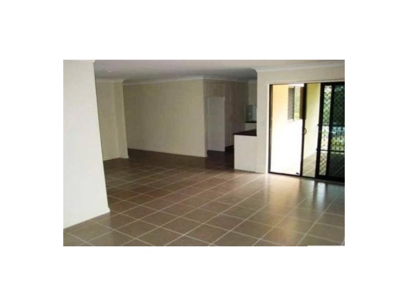 10 Escarpment Drive, Springfield Lakes QLD 4300