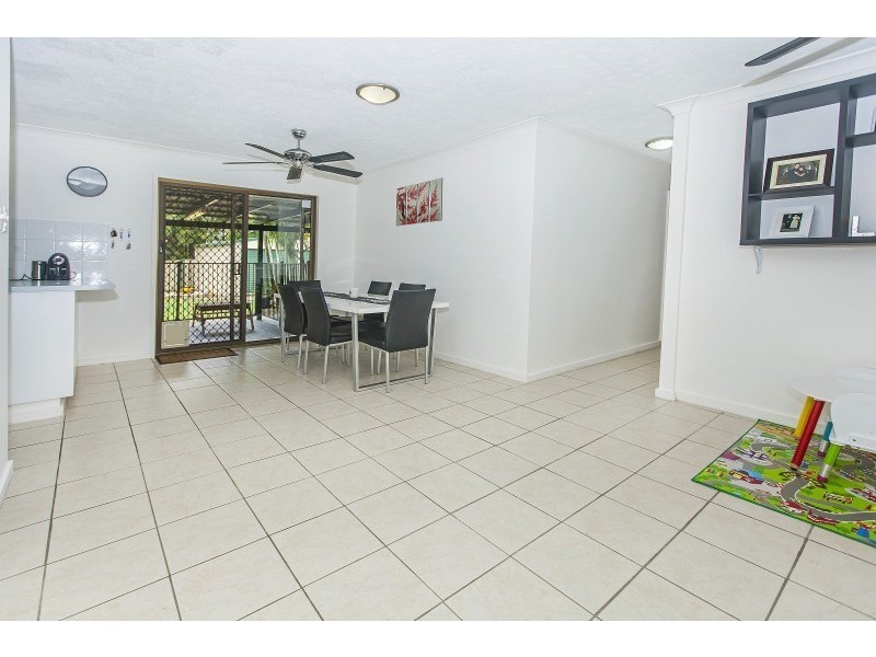 8 Wilson Drive, Camira QLD 4300