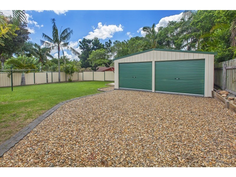 8 Wilson Drive, Camira QLD 4300