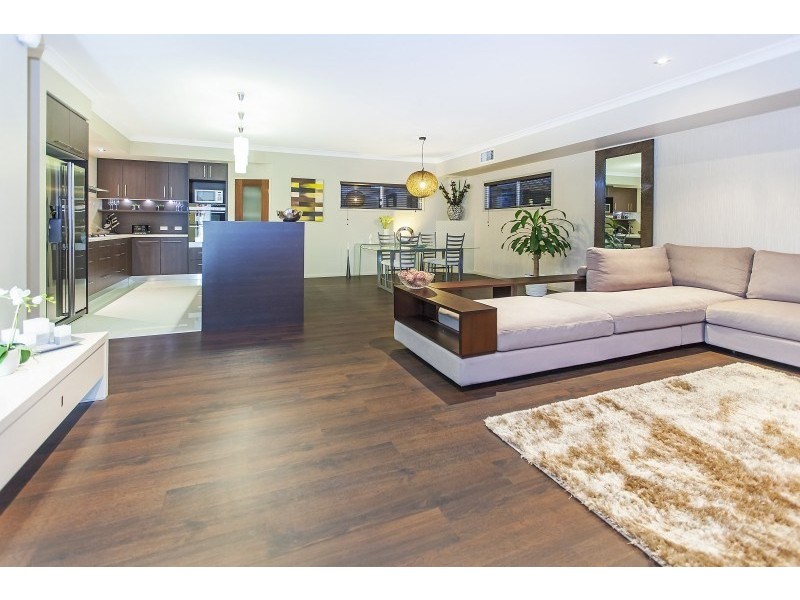 30 Riverine Drive, Springfield Lakes QLD 4300