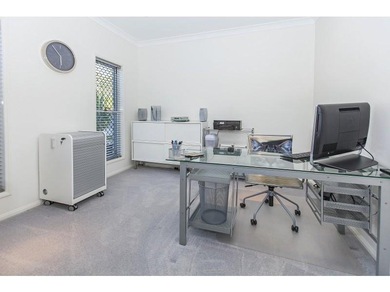 30 Riverine Drive, Springfield Lakes QLD 4300