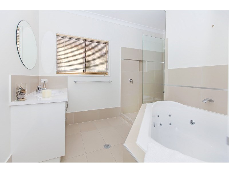 30 Riverine Drive, Springfield Lakes QLD 4300