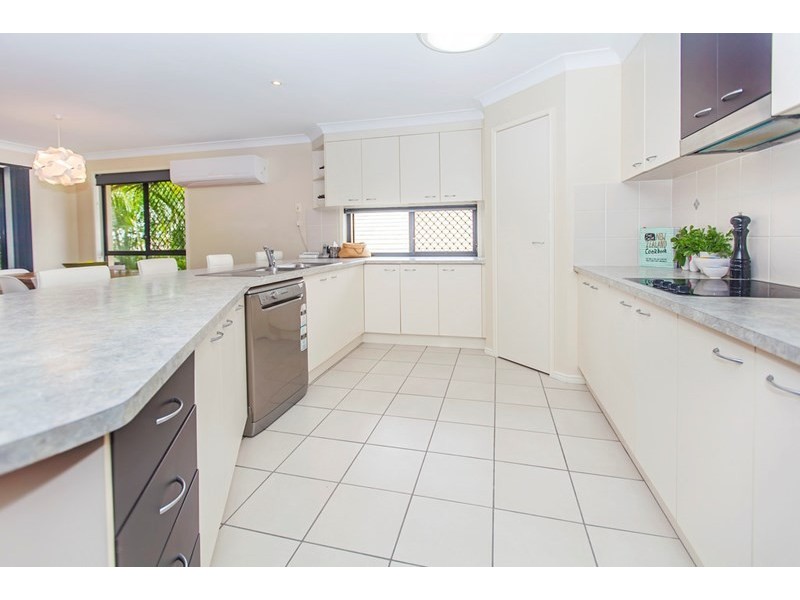 4 Grand South Circuit, Springfield Lakes QLD 4300