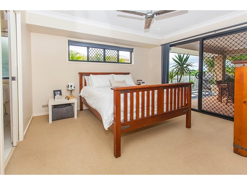 4 Grand South Circuit, Springfield Lakes QLD 4300