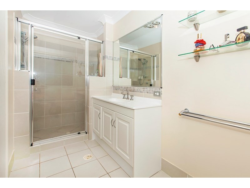 4 Grand South Circuit, Springfield Lakes QLD 4300