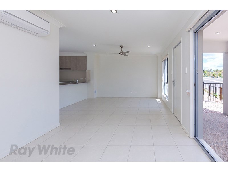 72 Parklands Drive, Springfield Lakes QLD 4300