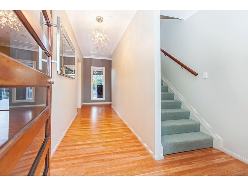 41 Summit Drive, Springfield Lakes QLD 4300