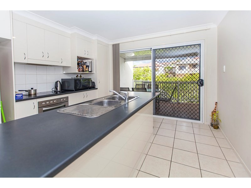3 Greenleaf Avenue, Springfield Lakes QLD 4300