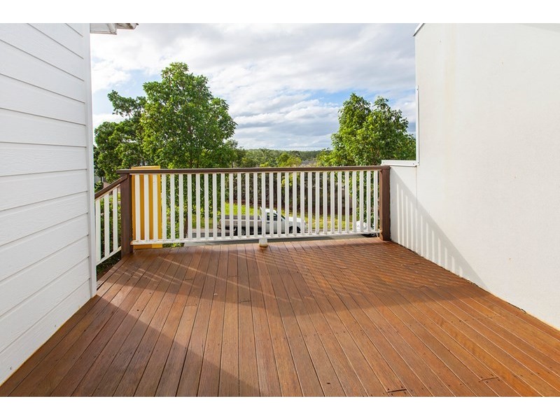 3 Greenleaf Avenue, Springfield Lakes QLD 4300