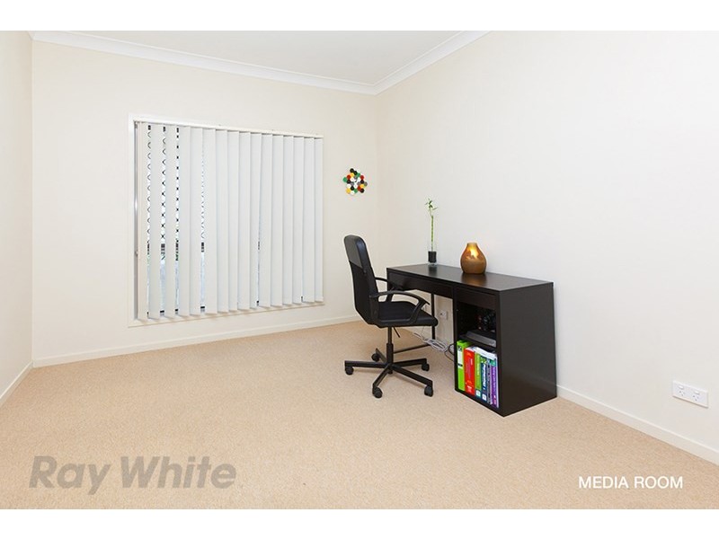 10 Inlet Lane, Springfield Lakes QLD 4300