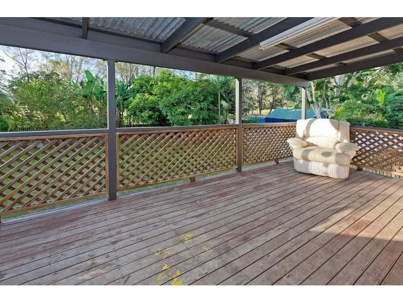 27 iris Street, Gailes QLD 4300