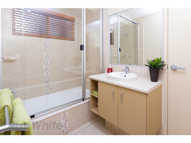 19 Barrington Street, Springfield Lakes QLD 4300