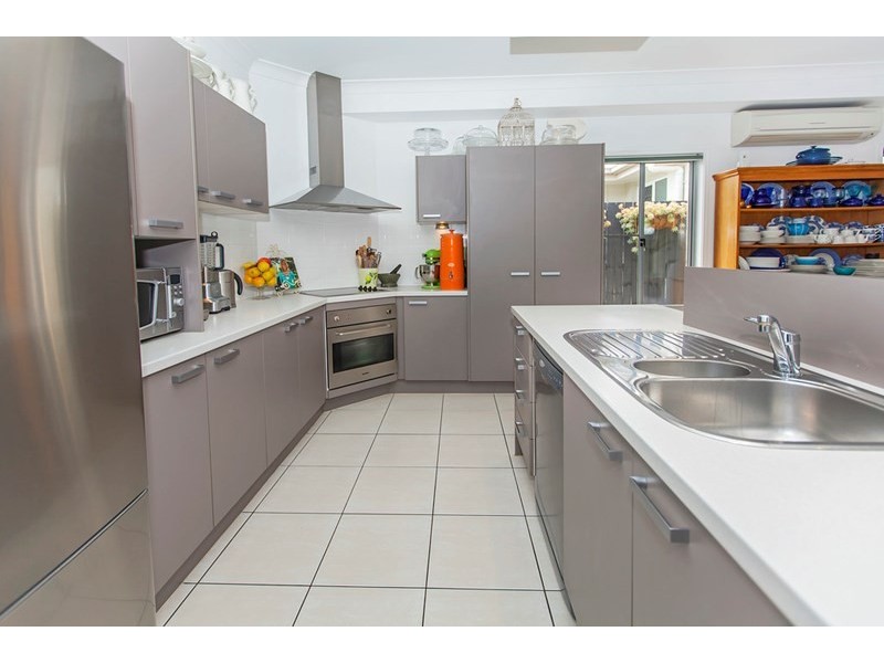 58 Jezabel Drive, Springfield Lakes QLD 4300